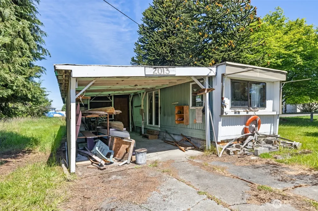 2013 E 4th Avenue Port Angeles WA 98362
