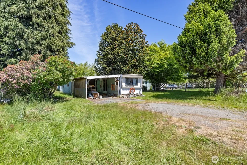 2013 E 4th Avenue Port Angeles WA 98362