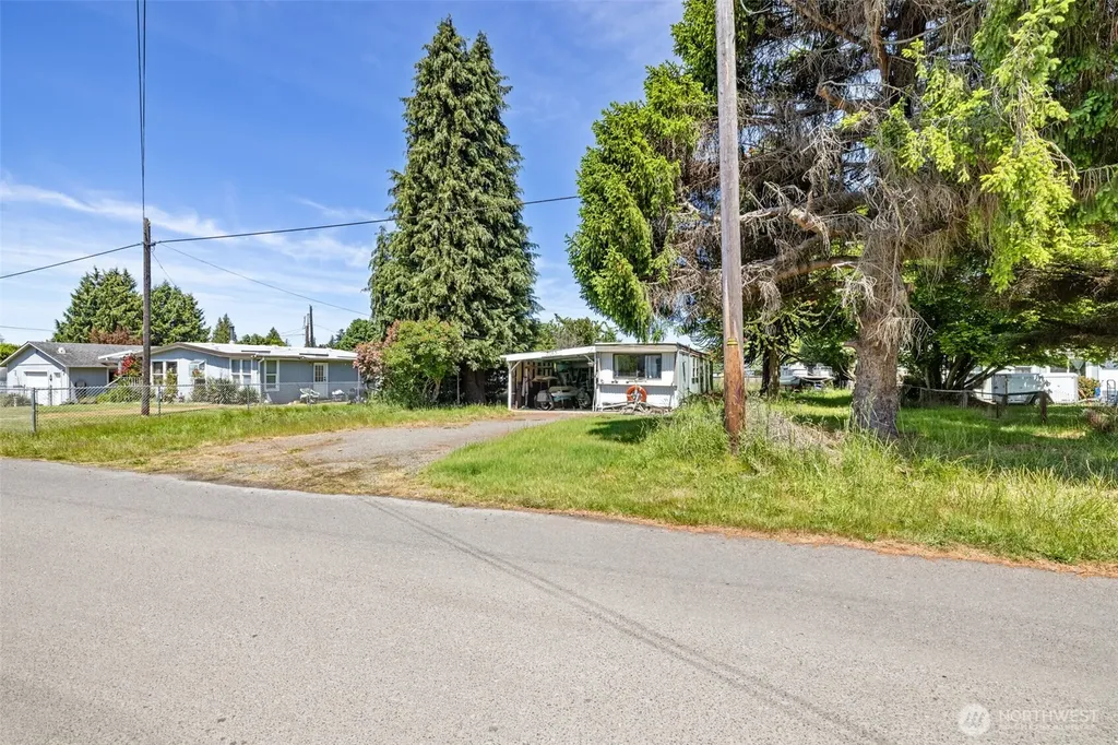 2013 E 4th Avenue Port Angeles WA 98362