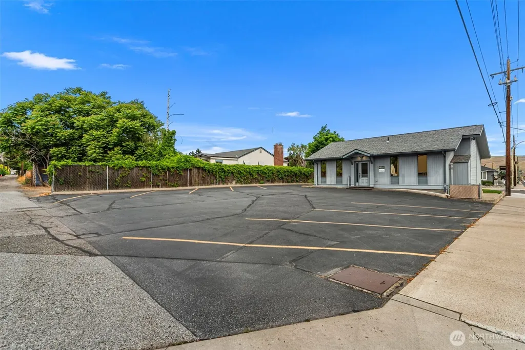 710 Miller Street Wenatchee WA 98801