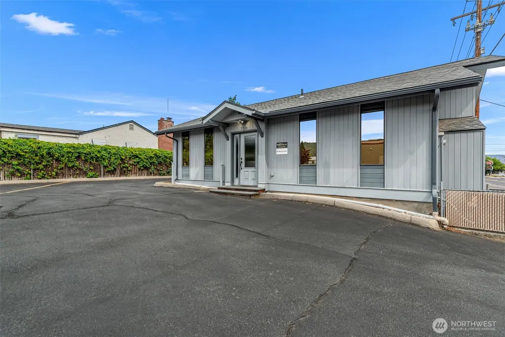 710 Miller Street Wenatchee WA 98801