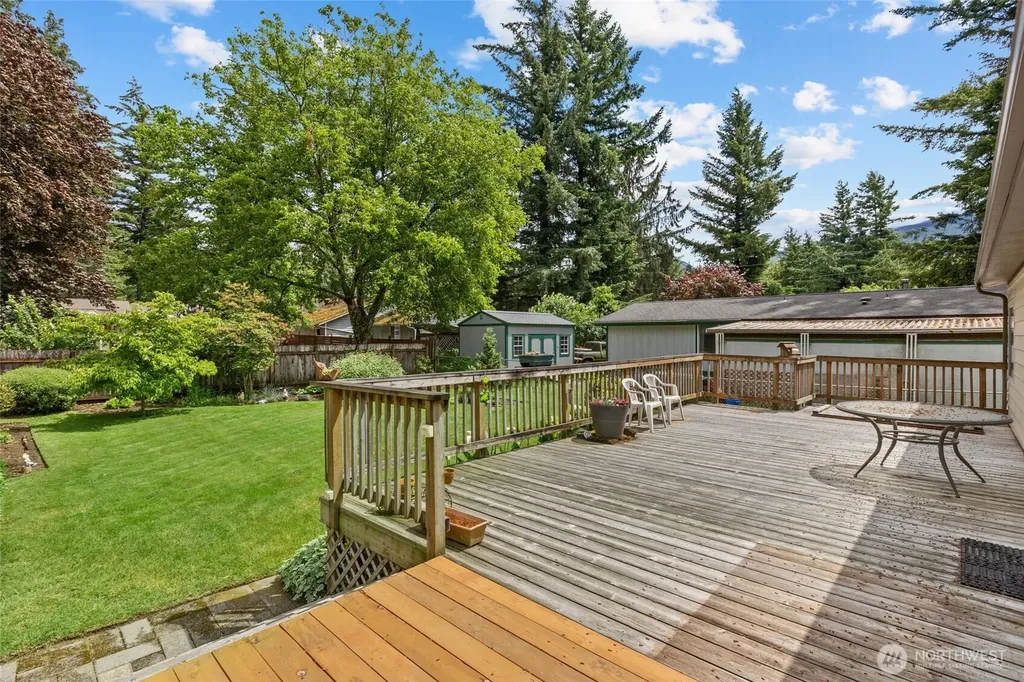 605 1st Avenue W Gold Bar WA 98251