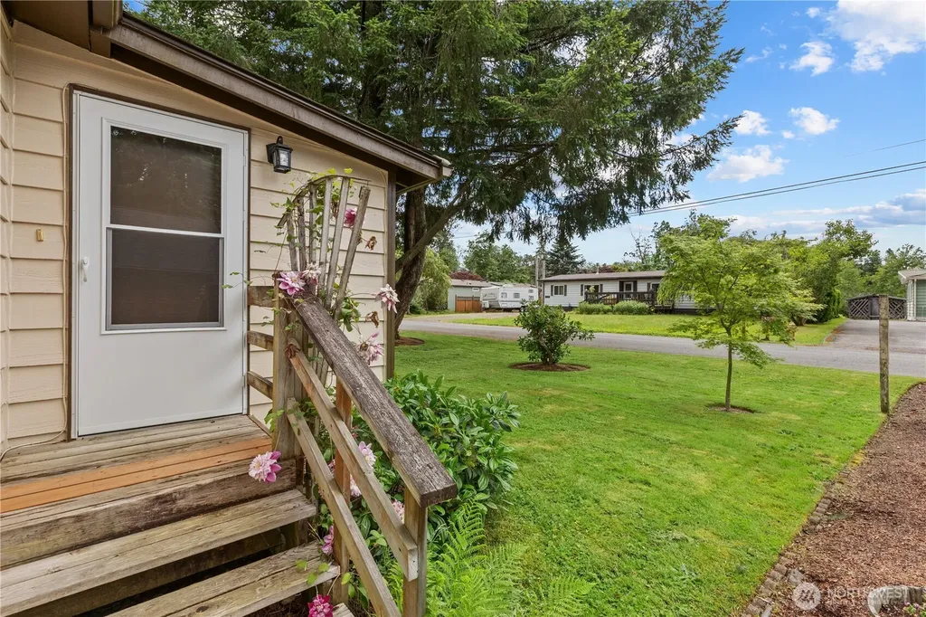 605 1st Avenue W Gold Bar WA 98251