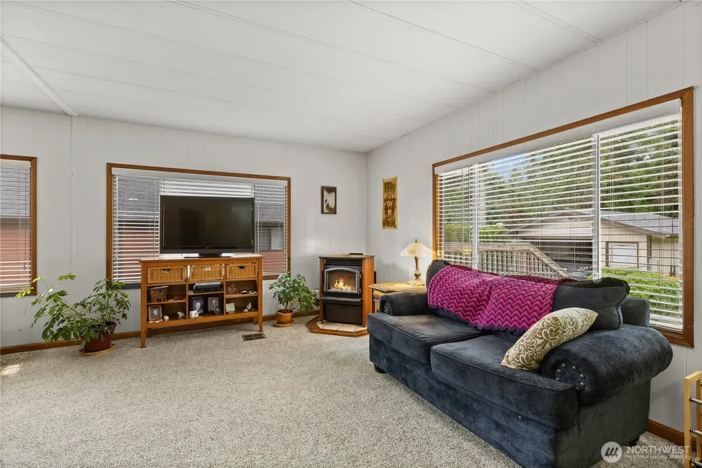 605 1st Avenue W Gold Bar WA 98251