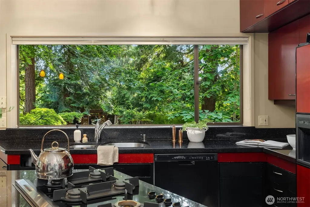 1919 SW 170th Street Normandy Park WA 98166