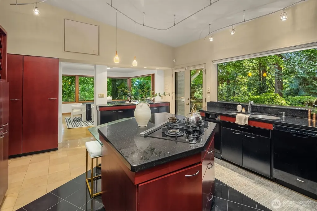 1919 SW 170th Street Normandy Park WA 98166