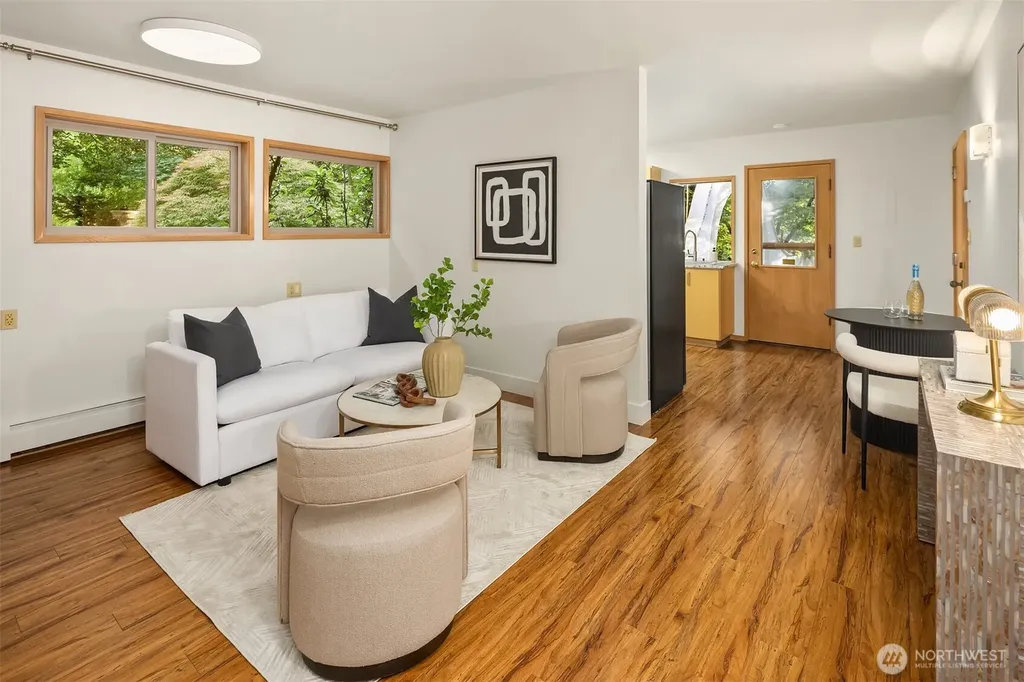 1919 SW 170th Street Normandy Park WA 98166