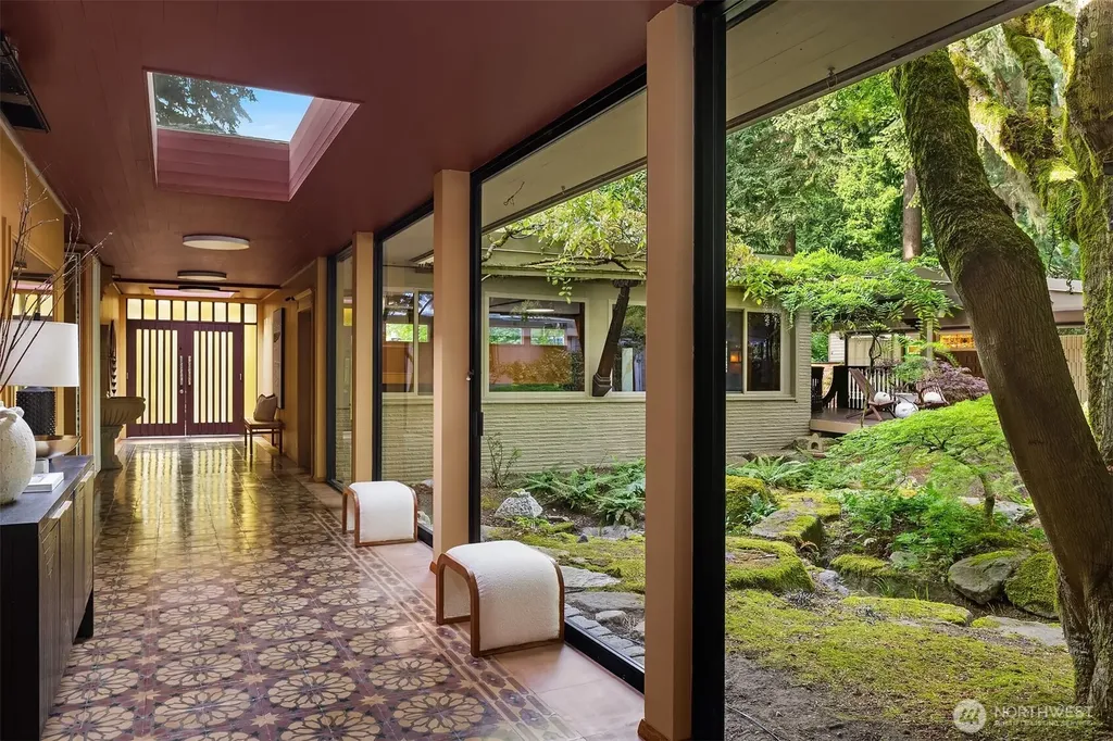 1919 SW 170th Street Normandy Park WA 98166