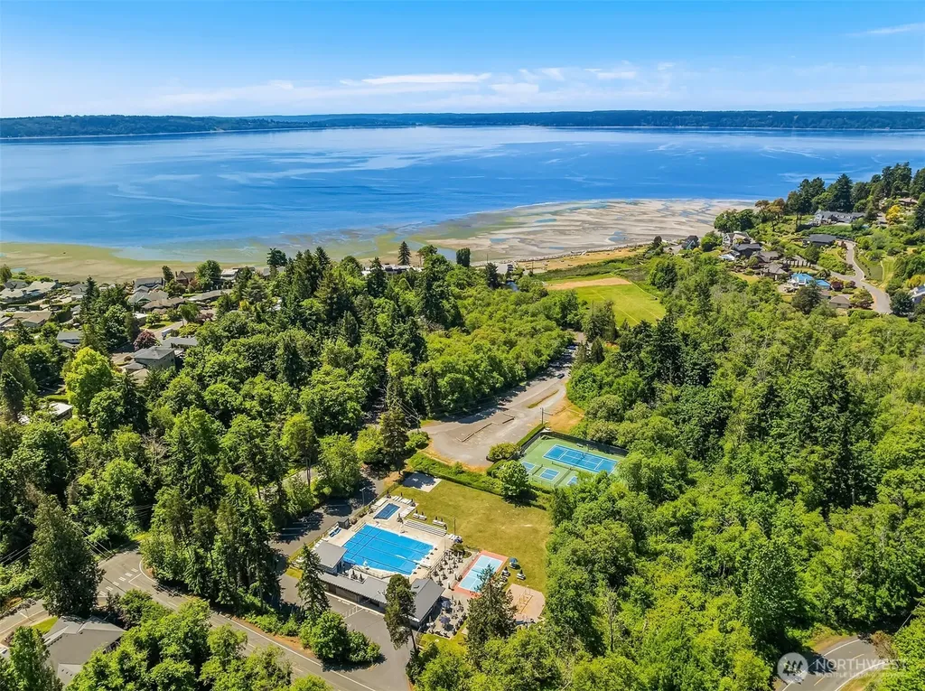 1919 SW 170th Street Normandy Park WA 98166