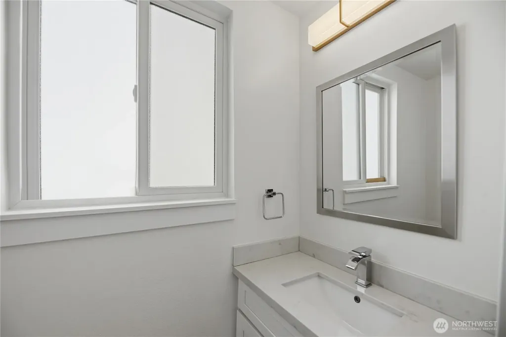 11546 85th Avenue S Seattle WA 98178