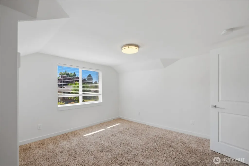 11546 85th Avenue S Seattle WA 98178
