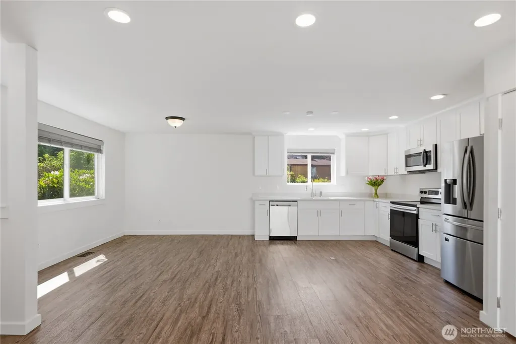 11546 85th Avenue S Seattle WA 98178