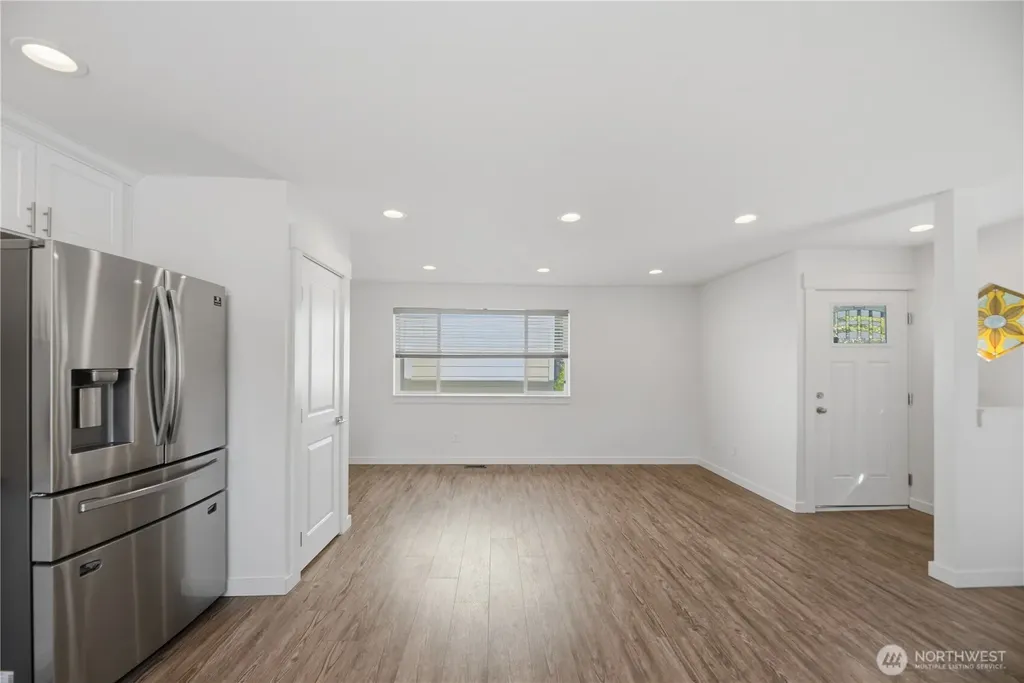 11546 85th Avenue S Seattle WA 98178