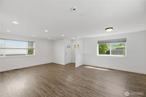 11546 85th Avenue S Seattle WA 98178