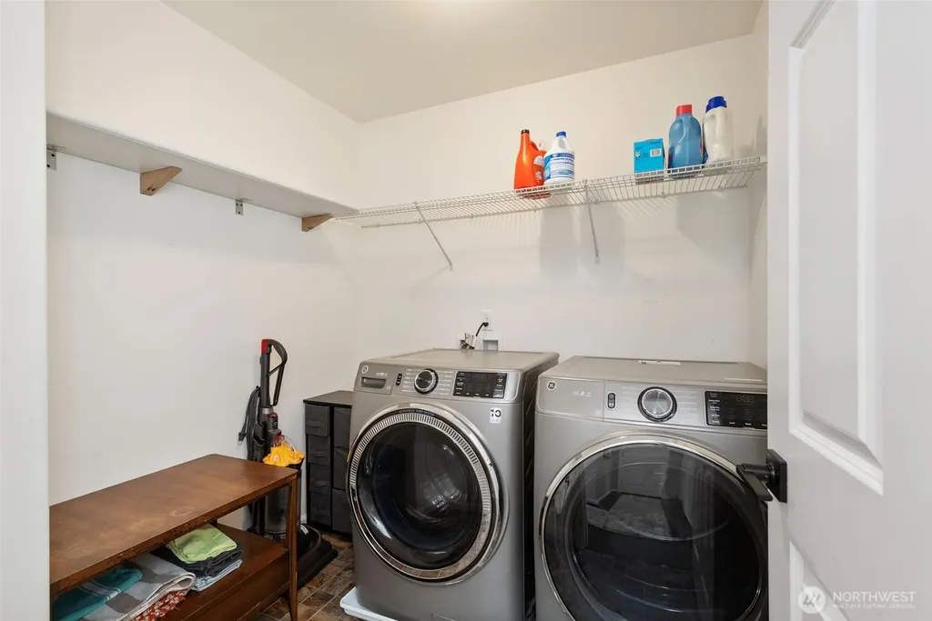2258 SE Upchurch Way Port Orchard WA 98366