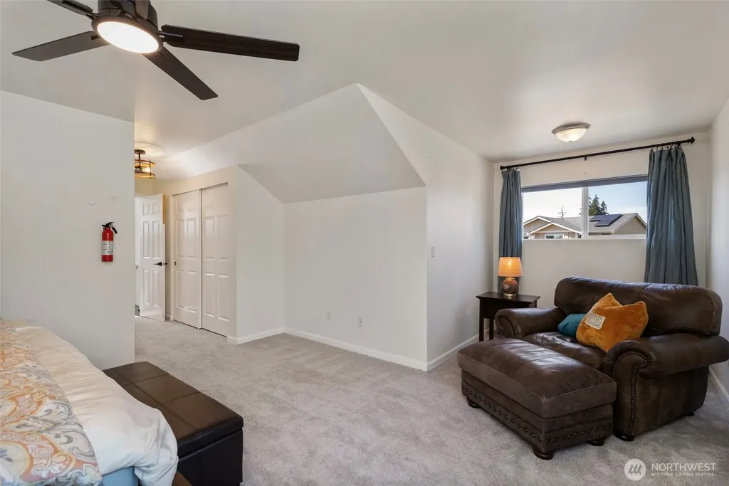 2258 SE Upchurch Way Port Orchard WA 98366