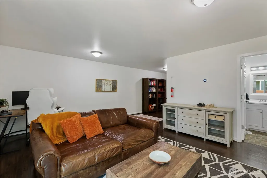 2258 SE Upchurch Way Port Orchard WA 98366