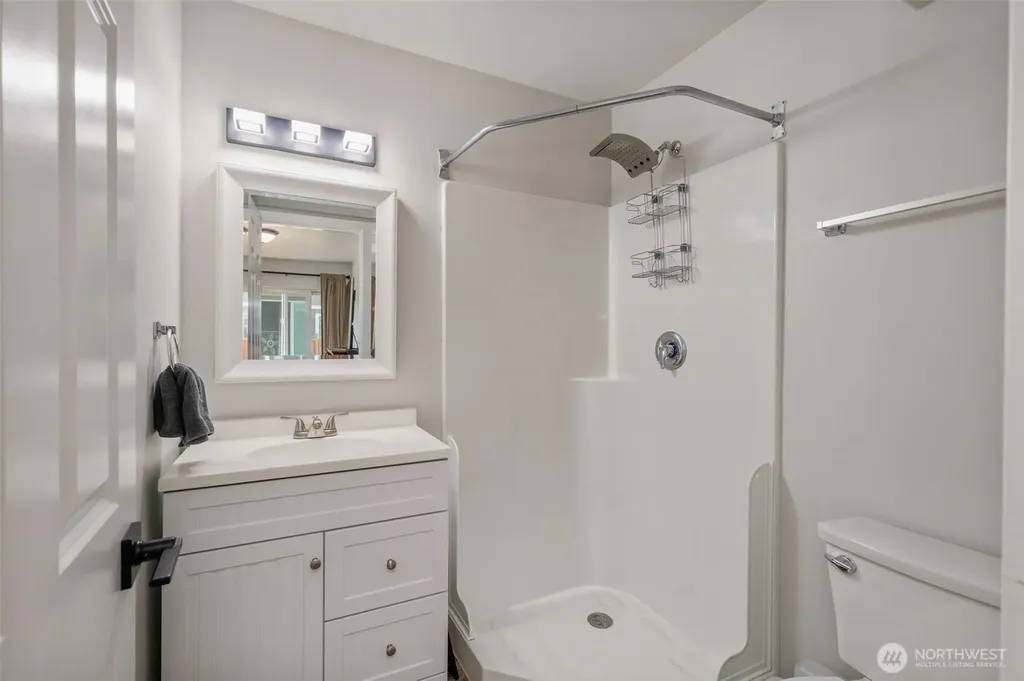 2258 SE Upchurch Way Port Orchard WA 98366