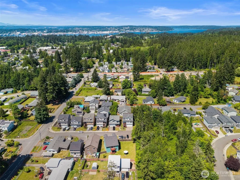 2258 SE Upchurch Way Port Orchard WA 98366