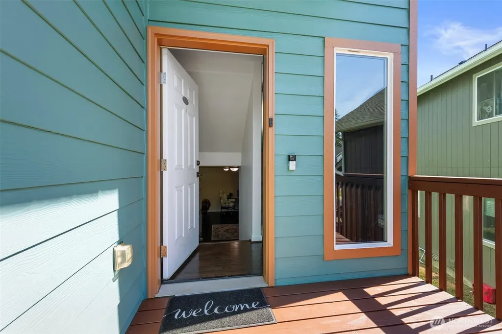 2258 SE Upchurch Way Port Orchard WA 98366