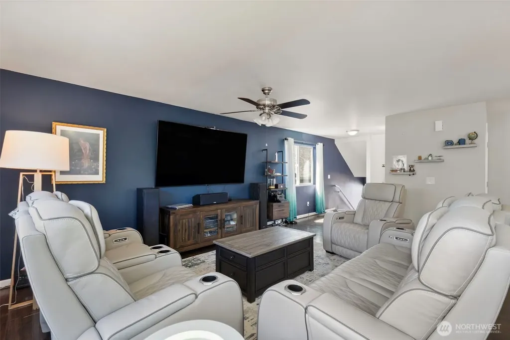 2258 SE Upchurch Way Port Orchard WA 98366