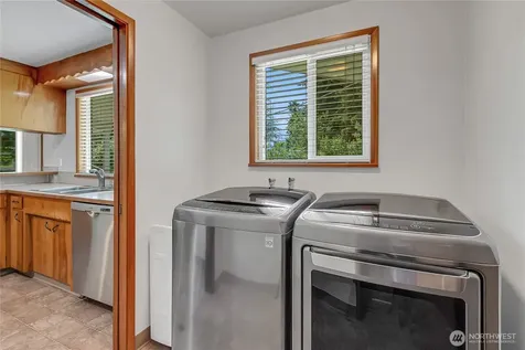 6006 48th Avenue E Tacoma WA 98443