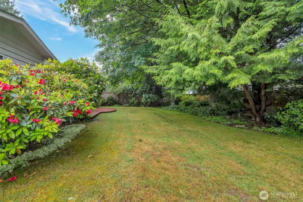 9605 216th Place SW Edmonds WA 98020