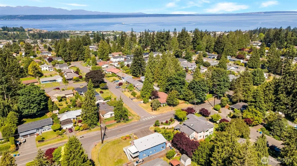 9605 216th Place SW Edmonds WA 98020