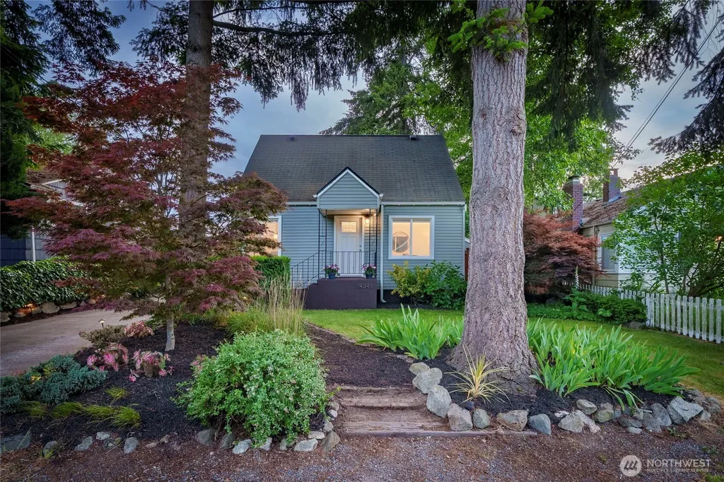 14341 Interlake Avenue N Seattle WA 98133