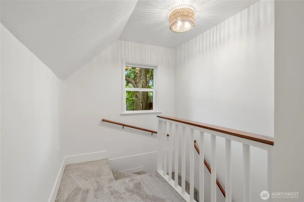 14341 Interlake Avenue N Seattle WA 98133