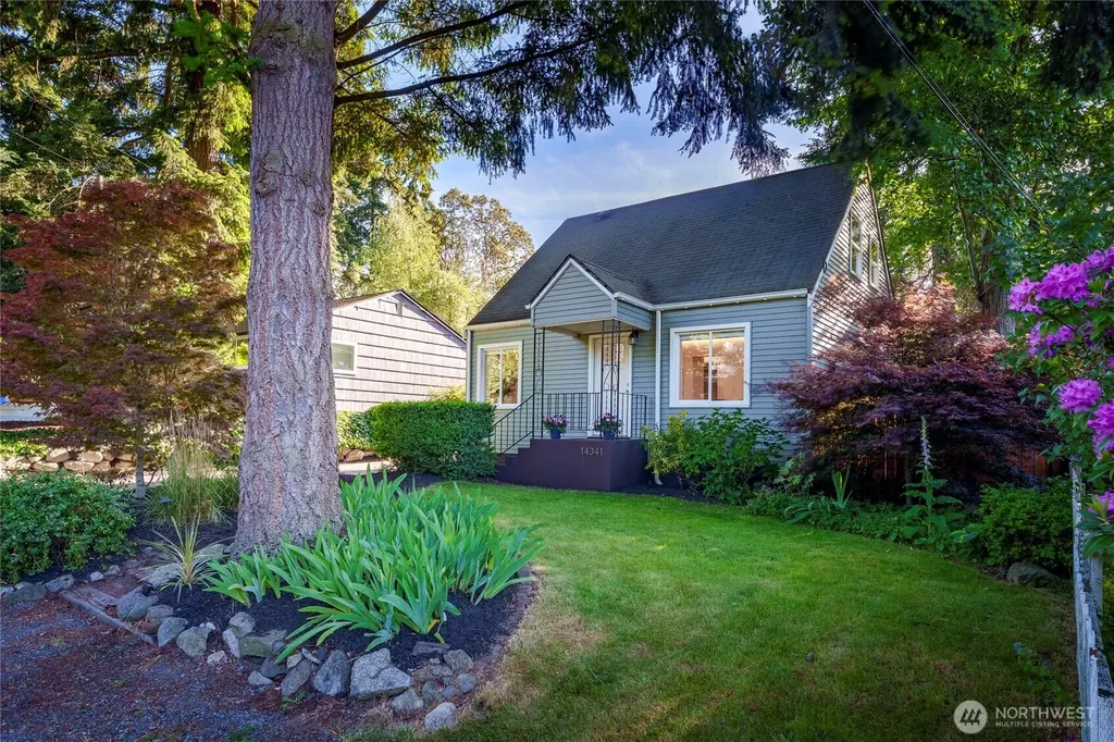14341 Interlake Avenue N Seattle WA 98133