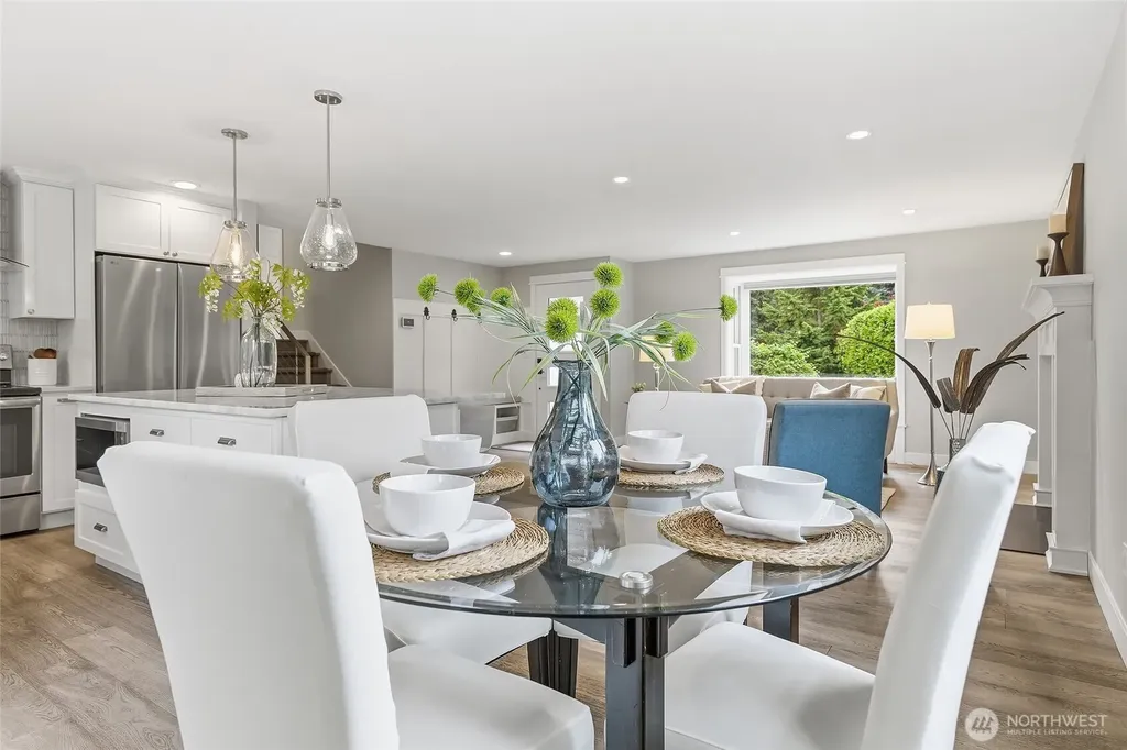 20426 73rd Place NE Kenmore WA 98028