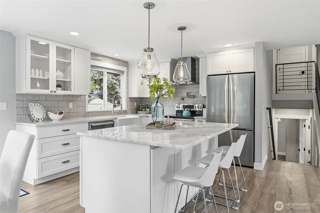20426 73rd Place NE Kenmore WA 98028
