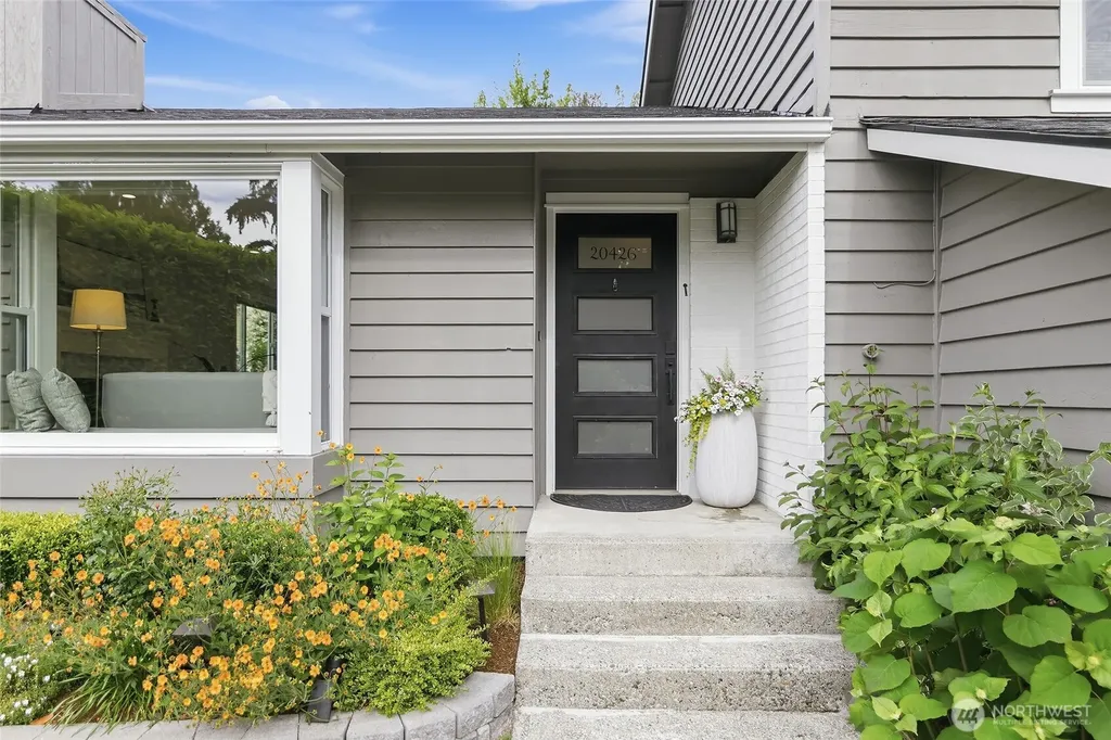 20426 73rd Place NE Kenmore WA 98028