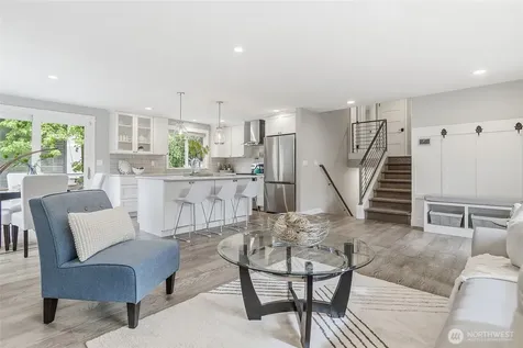 20426 73rd Place NE Kenmore WA 98028