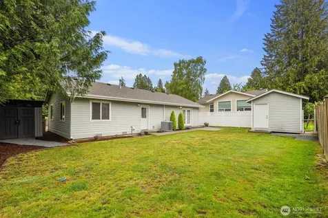 10717 Phinney Avenue N Seattle WA 98133