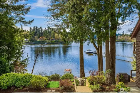 339 Lovell Avenue SW Bainbridge Island WA 98110