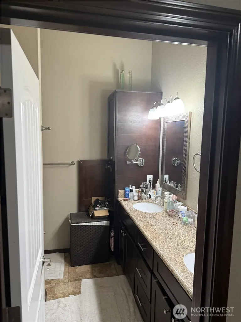 902 Blitz Lane Selah WA 98942