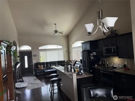 902 Blitz Lane Selah WA 98942
