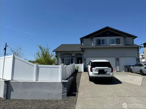 902 Blitz Lane Selah WA 98942