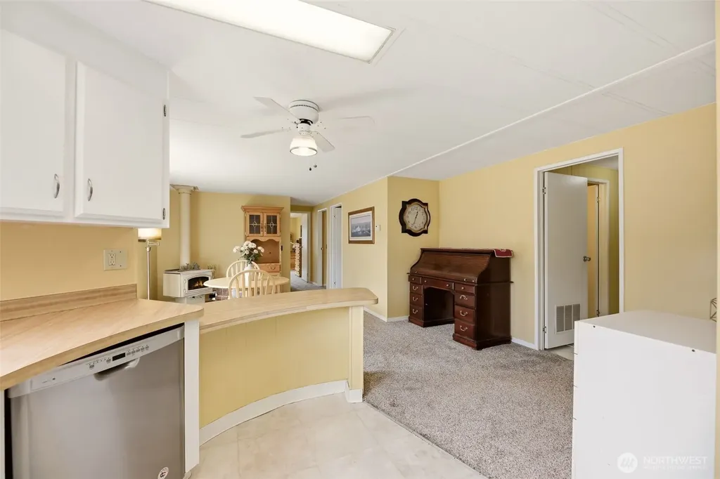 11622 Silver Lake Road Everett WA 98208
