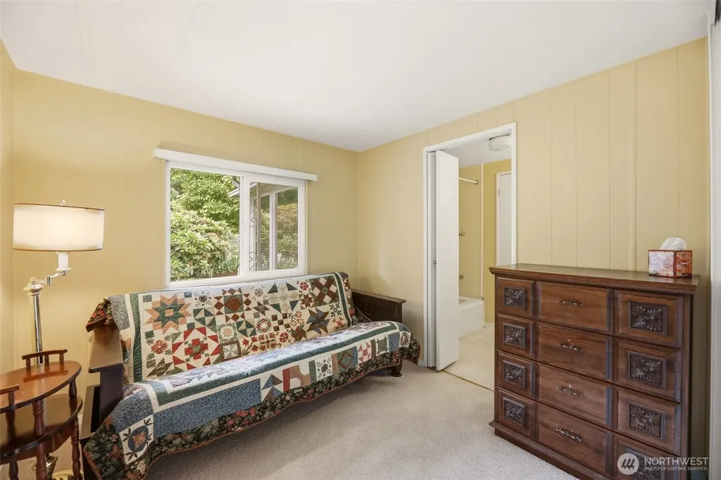 11622 Silver Lake Road Everett WA 98208