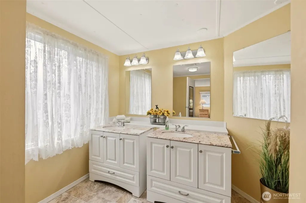 11622 Silver Lake Road Everett WA 98208
