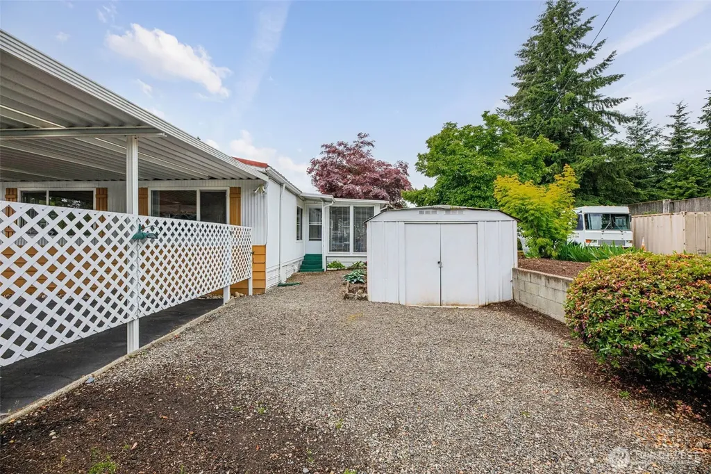 11622 Silver Lake Road Everett WA 98208