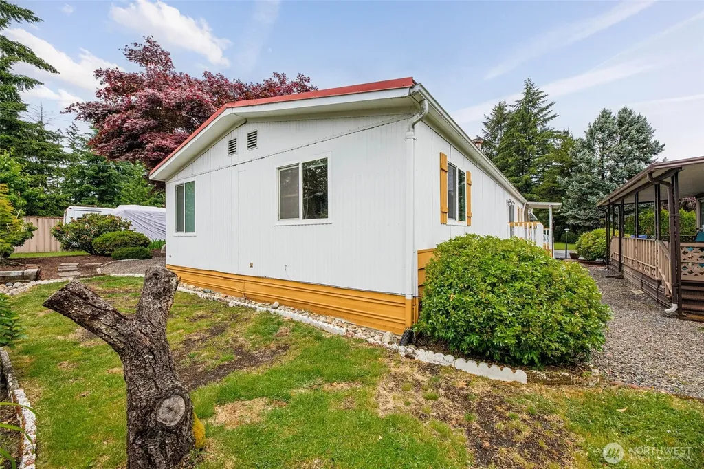 11622 Silver Lake Road Everett WA 98208