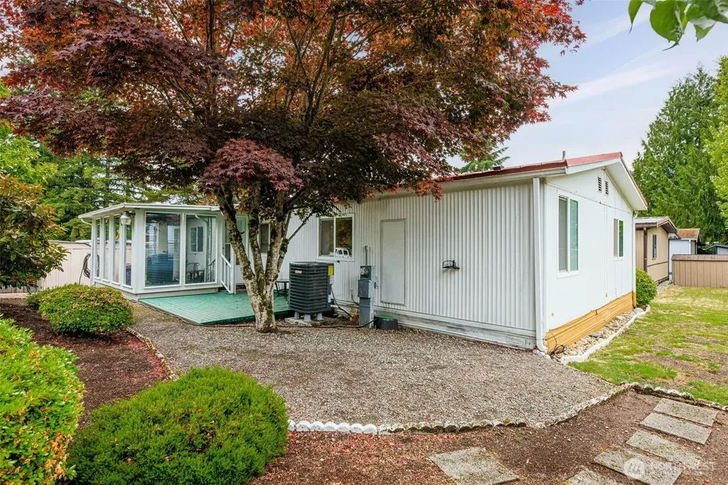 11622 Silver Lake Road Everett WA 98208