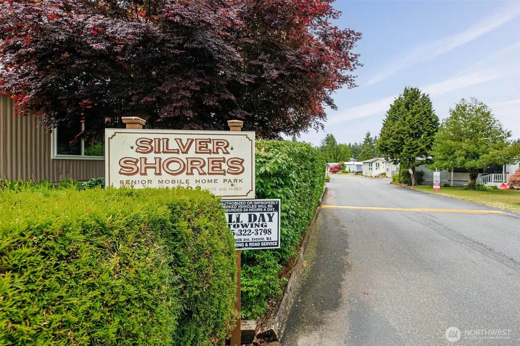 11622 Silver Lake Road Everett WA 98208