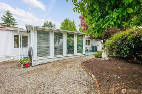 11622 Silver Lake Road Everett WA 98208