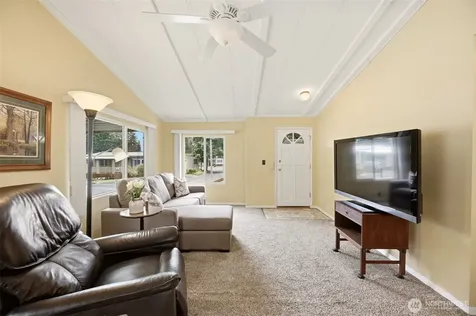 11622 Silver Lake Road Everett WA 98208
