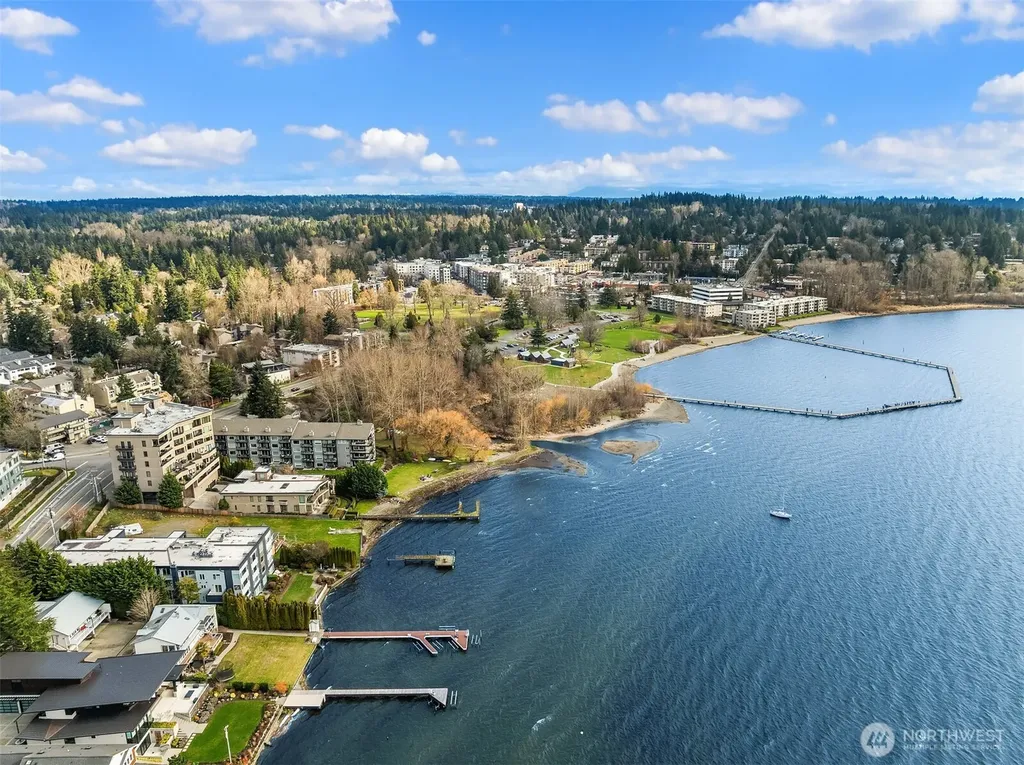 9039 Juanita Drive Kirkland WA 98034